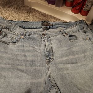 Torrid crops size 20